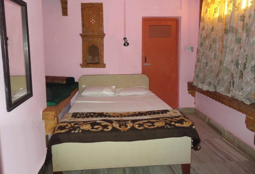 Hotel Jeet Mahal Dzsaiszalmer Szoba fotó